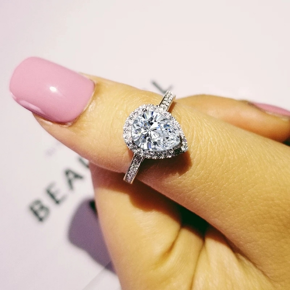 New Silver Engagement Water Drop Crystal Ring - Picture 1 of 2
